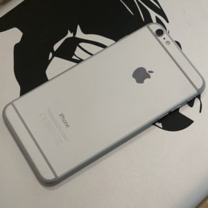 Apple iPhone 6 Plus 32 GB Silver Б/У - Зображення 4