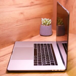 Apple MacBook Pro 15" Silver 2019 (MV922) Б/У - Зображення 3