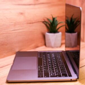 Apple MacBook Pro 13" Space Gray 2019 (MUHP2) Б/У — изображение 4