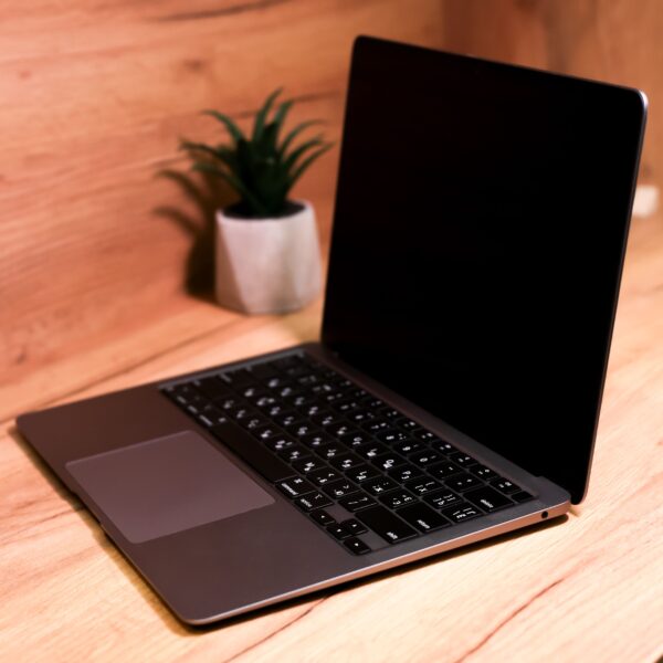 Apple MacBook Air 13″ Space Gray Late 2020 (MGN73) Б/У - ТвойGadget