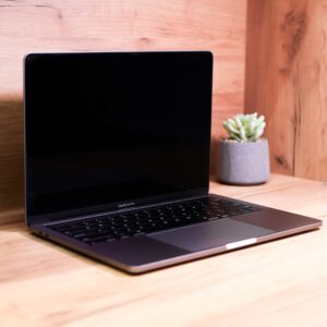 Apple MacBook Pro 13" Space Gray 2020 (MXK32) Б/У — изображение 3