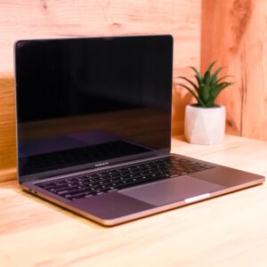Apple MacBook Pro 13" Space Gray 2020 (MWP42) Б/У — изображение 4