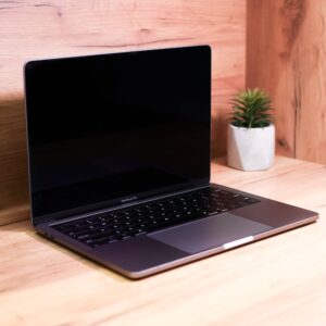 Apple MacBook Pro 13" Space Gray Late 2020 (MYD82) Б/У — изображение 4