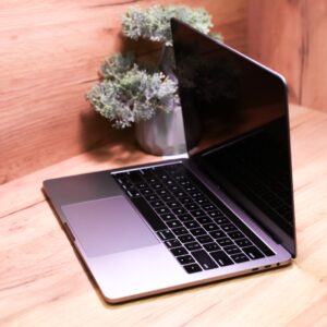 Apple MacBook Pro 13" Space Gray Late 2020 (MYD92) Б/У — изображение 4