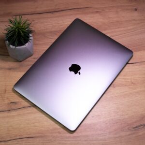 Apple MacBook Pro 13" Space Gray 2018 (MR9Q2, 5R9Q2) Б/У — изображение 5