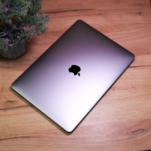 Apple MacBook Pro 13″ Space Gray 2018 (MR9R2) Б/У - ТвойGadget
