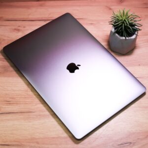 Apple MacBook Pro 15" Space Gray (MLH42) 2016 Б/У — изображение 5