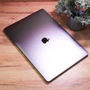 Apple MacBook Pro 15" Space Gray (MLH52) 2016 Б/У — изображение 5