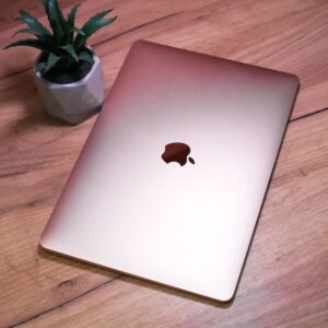 Apple MacBook Air 13" Gold 2020 (MVH52) Б/У — изображение 4