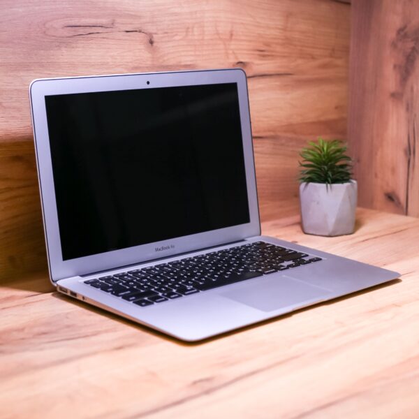 Apple MacBook Air 13″ Mid 2013 MD760 Б/У - ТвойGadget