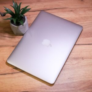 Apple MacBook Pro 13" with Retina display (MF839) 2015 Б/У — изображение 5