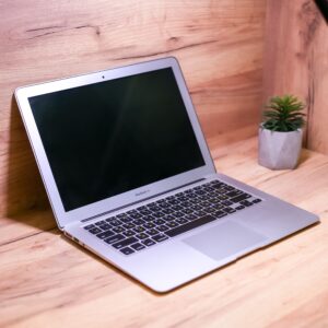 Apple MacBook Air 11" Early 2015 MJVM2 Б/У — изображение 1