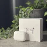 Apple AirPods with Charging Case (MV7N2) Б/У - ТвойGadget
