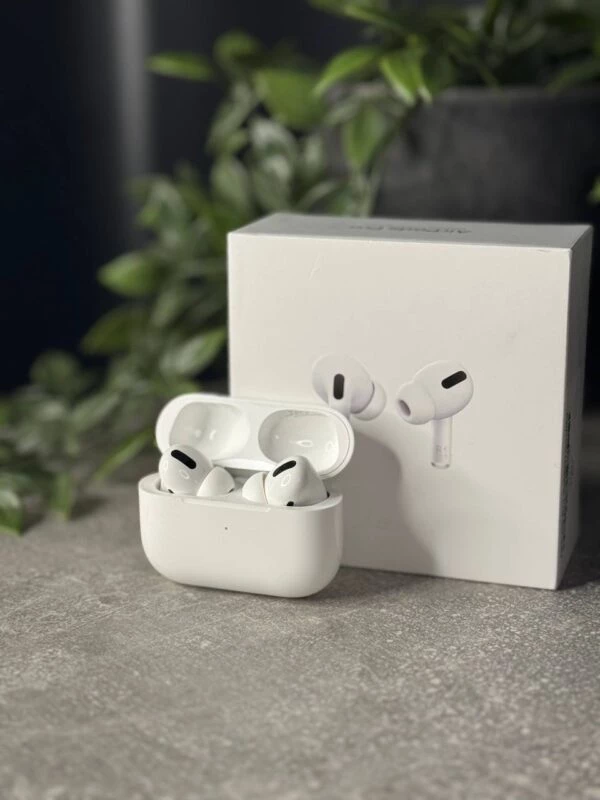 Apple AirPods Pro (MWP22) Б/У - ТвойGadget