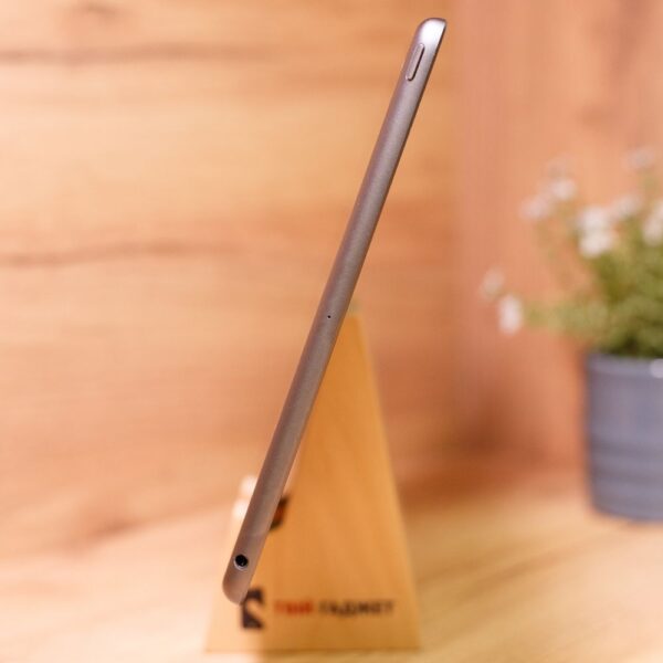 Apple iPad 10.2 2020 Wi-Fi 128GB Space Gray (MYLD2) Б/У - ТвойGadget