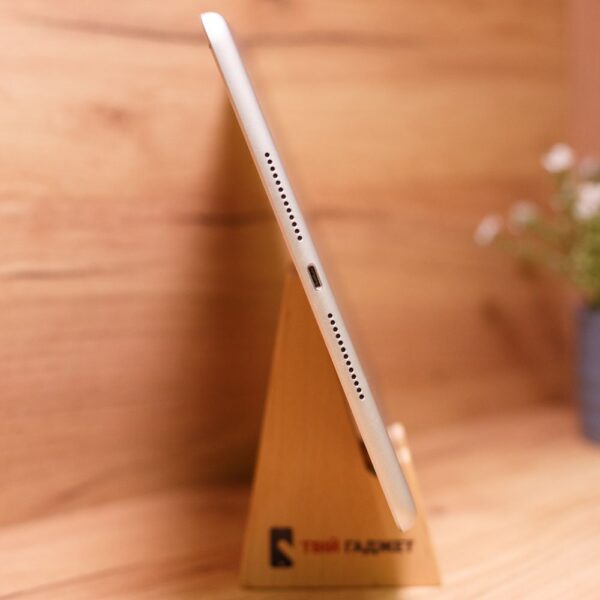 Apple iPad 10.2 2020 Wi-Fi 128GB Silver (MYLE2) Б/У - ТвойGadget