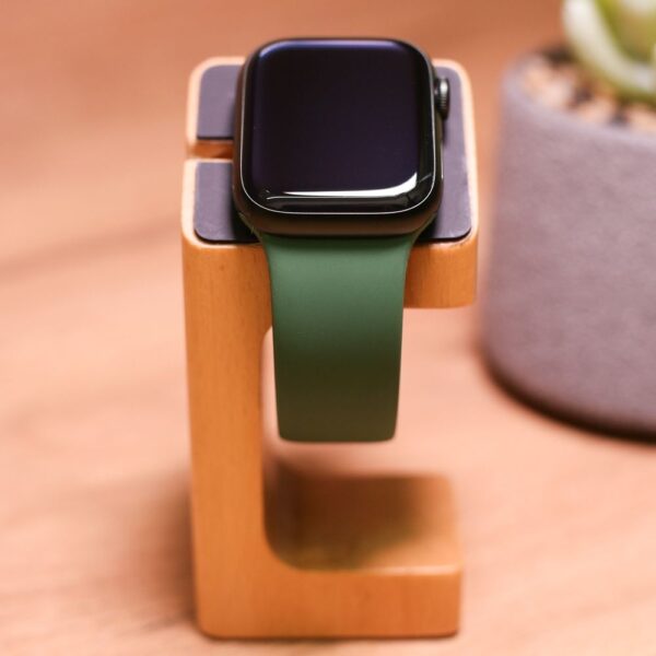 Apple Watch Series 7 GPS 45mm Green Aluminum Case With Green Sport Band (MKN73) Б/У - ТвойGadget
