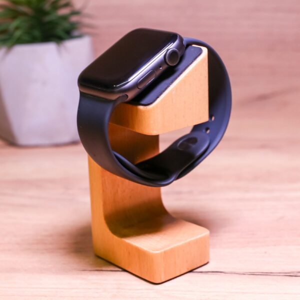 Apple Watch Series 6 GPS 40mm Space Gray Aluminum Case w. Black Sport B. (MG133) Б/У - ТвойGadget