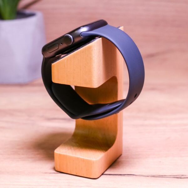 Apple Watch Series 6 GPS 44mm Space Gray Aluminum Case w. Black Sport B. (M00H3) Б/У - ТвойGadget
