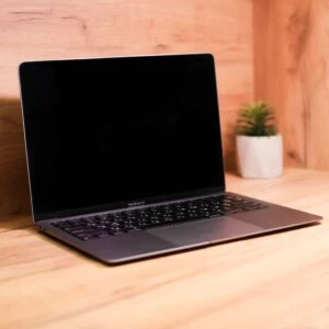 Apple MacBook Air 13" Space Gray Late 2020 (MGQN3) Б/У - Зображення 1