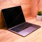 Apple MacBook Pro 13″ M2 Space Gray (MNEH3) Б/У - ТвойGadget