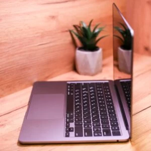 Apple MacBook Air 13,6" M2 Space Gray 2022 (MLXW3) Б/У — изображение 4