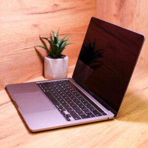 Apple MacBook Pro 13" M2 Space Gray (MNEJ3) Б/У — изображение 4