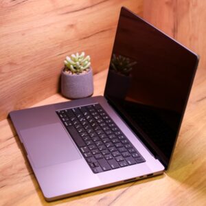 Apple MacBook Pro M1 Pro 16" 512GB Space Gray (MK183) Б/У - Зображення 3