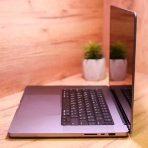Apple MacBook Pro M1 Max 16" 1TB Space Gray (MK1A3) Б/У - Зображення 4