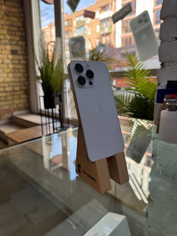 Apple iPhone 15 Pro Max 512GB White Titanium (MU7D3) Б/У - ТвойGadget