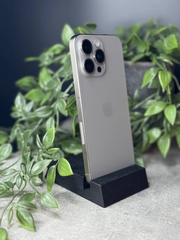 Apple iPhone 15 Pro Max 256GB Natural Titanium (MU793) Б/У - ТвойGadget