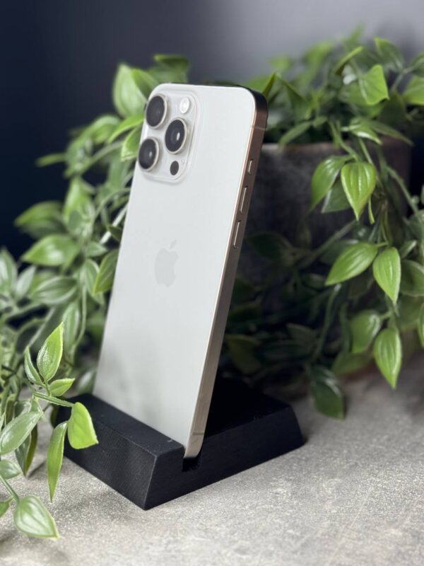 Apple iPhone 15 Pro Max 256GB Natural Titanium (MU793) Б/У - ТвойGadget