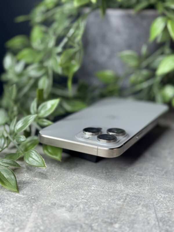 Apple iPhone 15 Pro Max 256GB Natural Titanium (MU793) Б/У - ТвойGadget