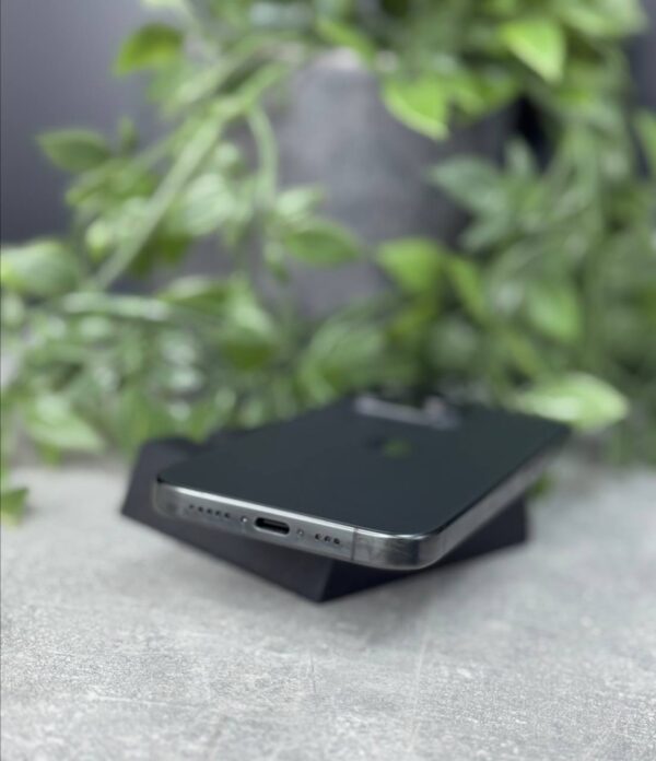 Apple iPhone 15 Pro 1TB Black Titanium (MTVC3) Б/У - ТвойGadget
