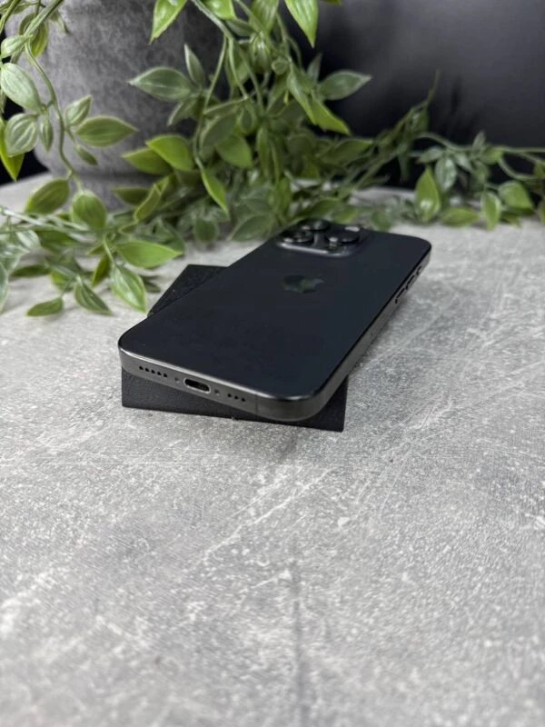 Apple iPhone 15 Pro 128GB Black Titanium (MTUV3) Б/У - ТвойGadget