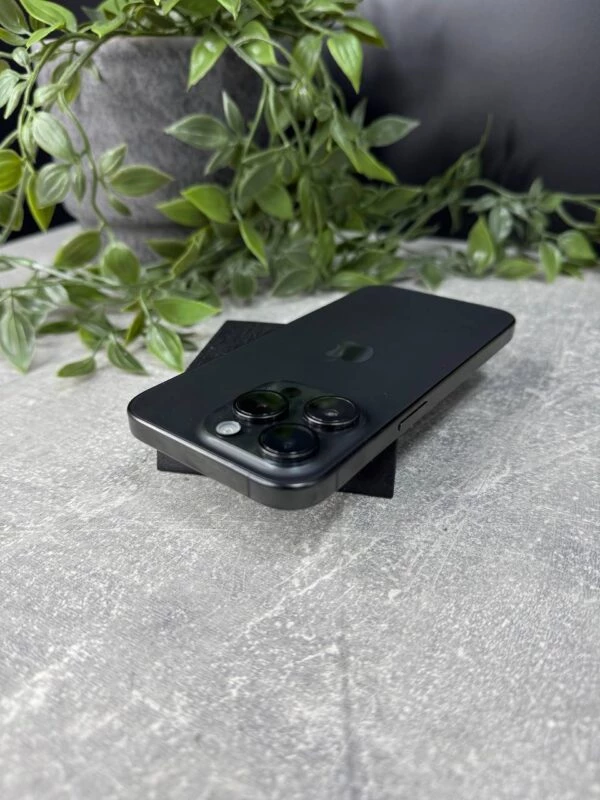 Apple iPhone 15 Pro 128GB Black Titanium (MTUV3) Б/У - ТвойGadget