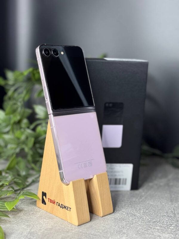 Смартфон Samsung Galaxy Flip5 8/256GB Lavender (SM-F731BLIG) [OPEN BOX] - ТвойGadget