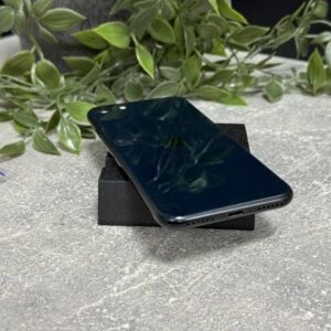Apple iPhone SE 2022 256GB Midnight (MMXC3) Б/У — изображение 5