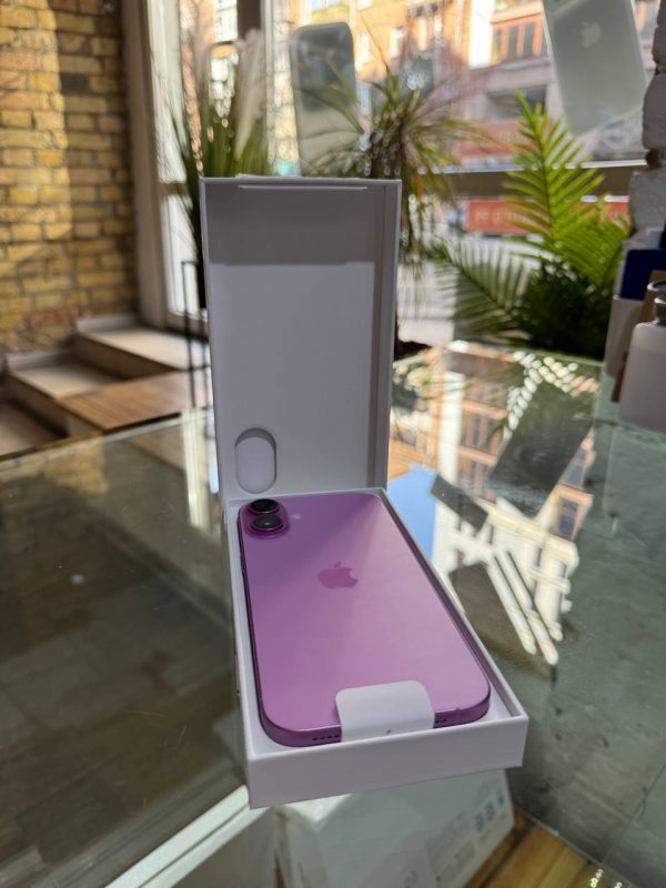 Apple iPhone 16 Plus 128GB Pink (MXVW3) Б/У - ТвойGadget