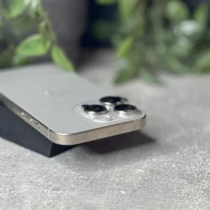 Apple iPhone 16 Pro 128GB Natural Titanium (MYNG3) Б/У — изображение 4