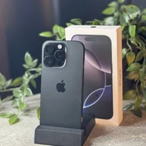 Apple iPhone 16 Pro 512GB Black Titanium (MYNM3) Б/В - Зображення 1