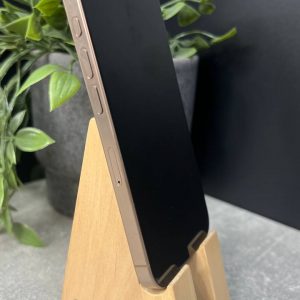 Apple iPhone 16 Pro 128GB Desert Titanium (MYNF3) Б/У — изображение 3