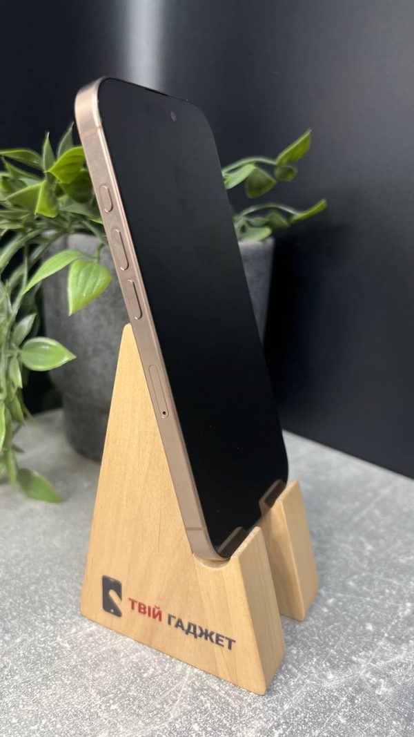 Apple iPhone 16 Pro 128GB Desert Titanium (MYNF3) Б/У - ТвойGadget