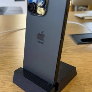 Apple iPhone 16 Pro 128GB eSIM Black Titanium (MYM93) Б/В - ТвойGadget