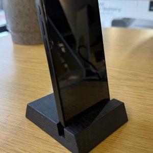 Apple iPhone 16 Pro 128GB eSIM Black Titanium (MYM93) Б/У — изображение 3