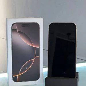 Apple iPhone 16 Pro 256GB Desert Titanium (MYNK3) Б/В - ТвойGadget