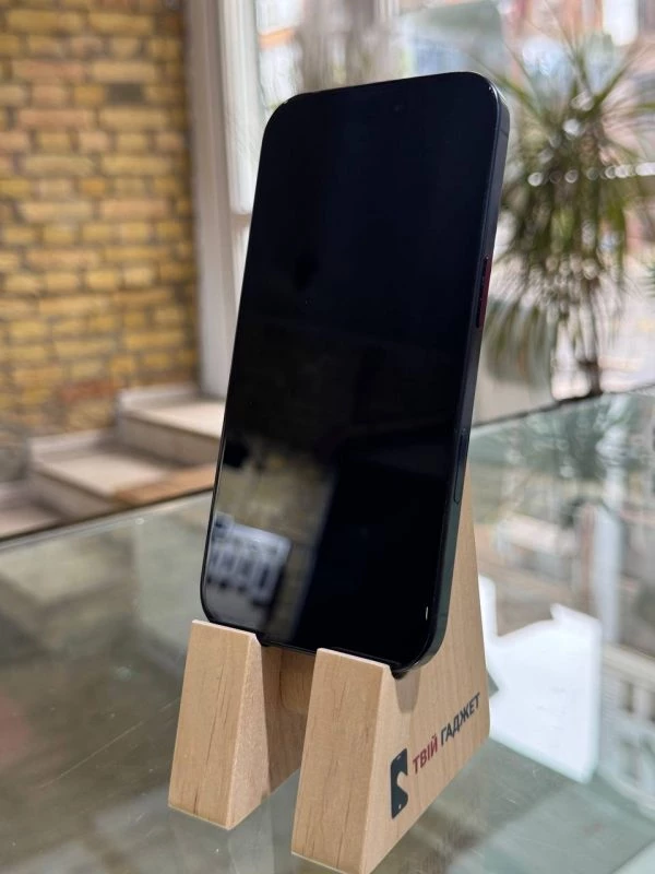 Apple iPhone 16 Pro 128GB Black Titanium (MYND3) Б/У - ТвойGadget